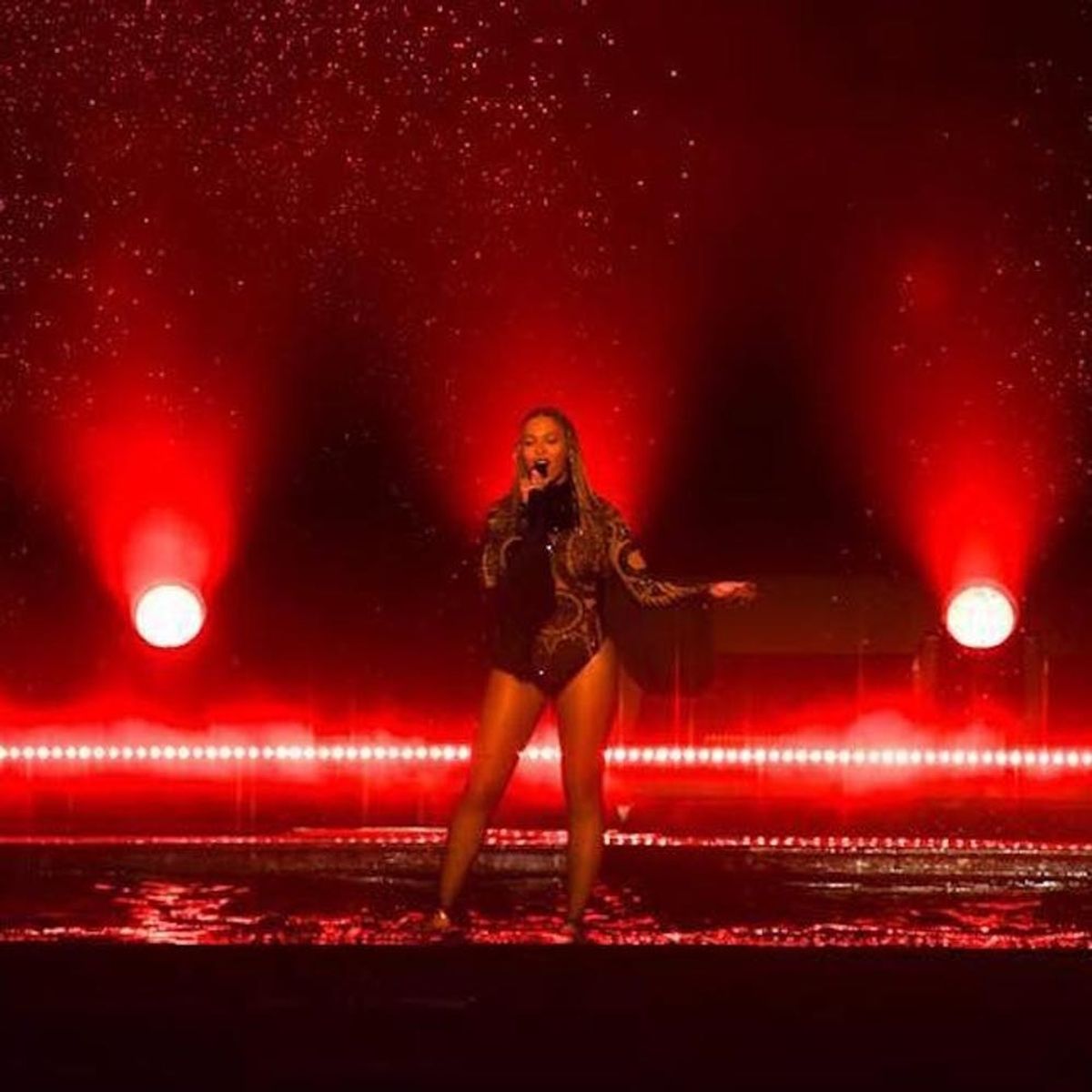 Morning Buzz! Beyoncé SLAYED With This Powerful Surprise BET Performance + More