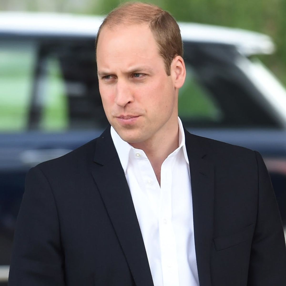This GIF of the Queen Getting Prince William in Trouble Is Your Giggle of the Day