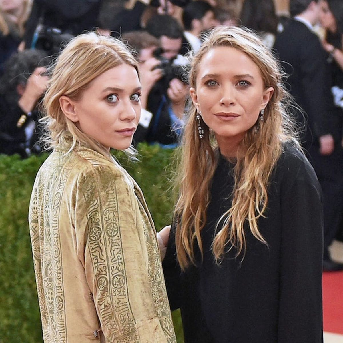 This Badass Illustration Celebrates Mary-Kate and Ashley Olsen’s 30th Birthday in Style