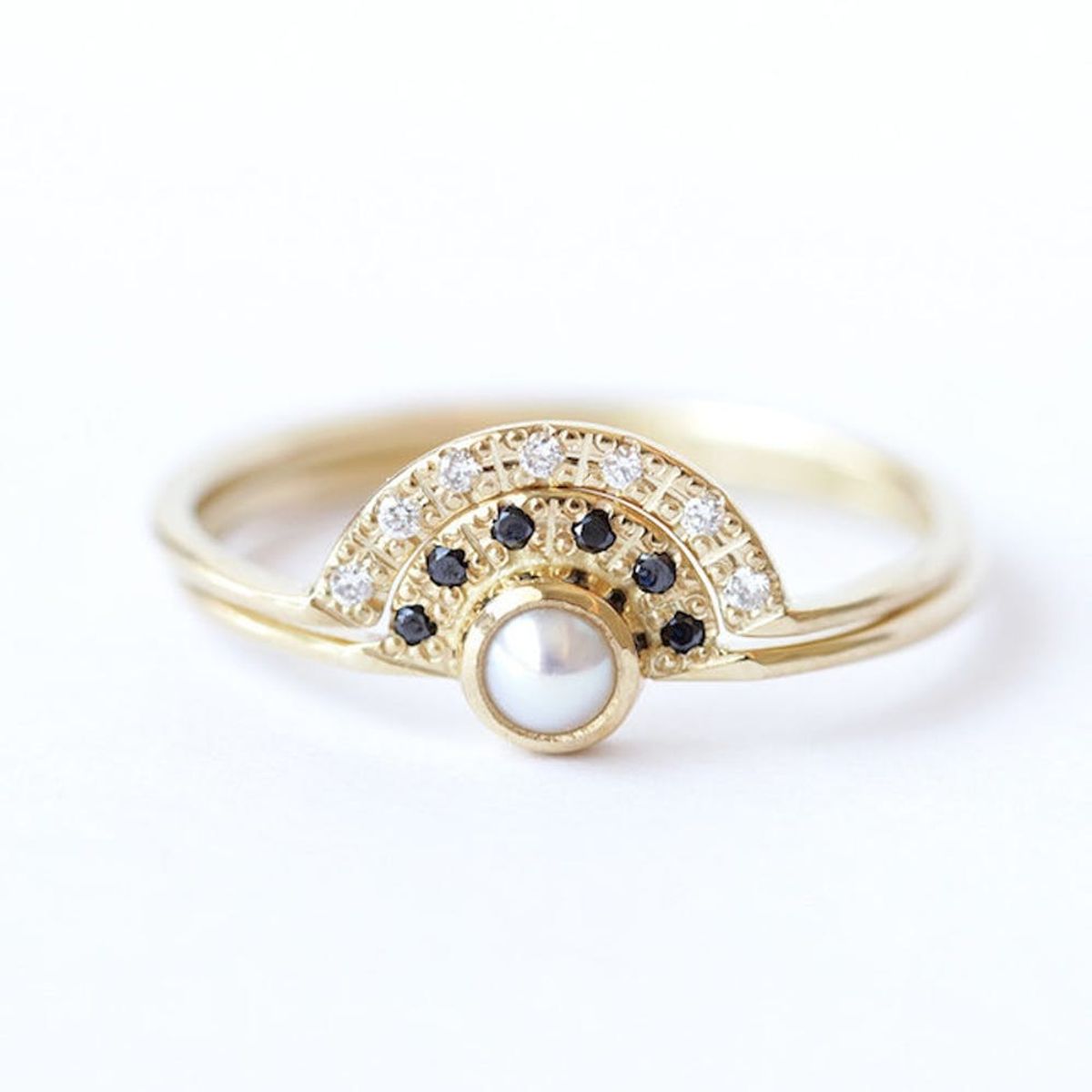 10 Modern Pearl Engagement Rings That Aren’t Your Grandmother’s