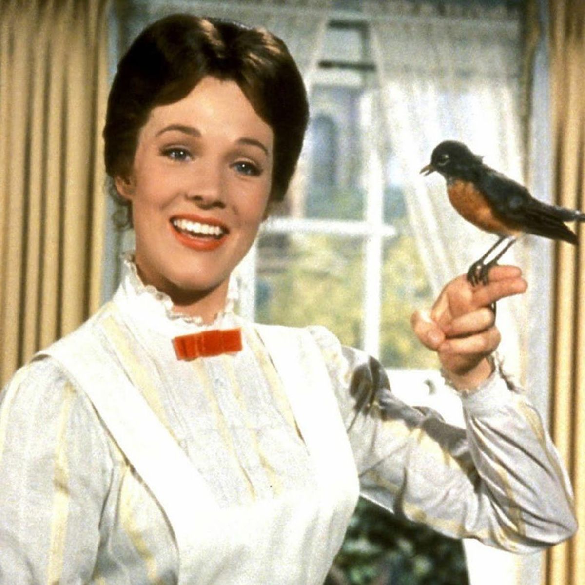 Confirmed: Emily Blunt Is the New Mary Poppins!