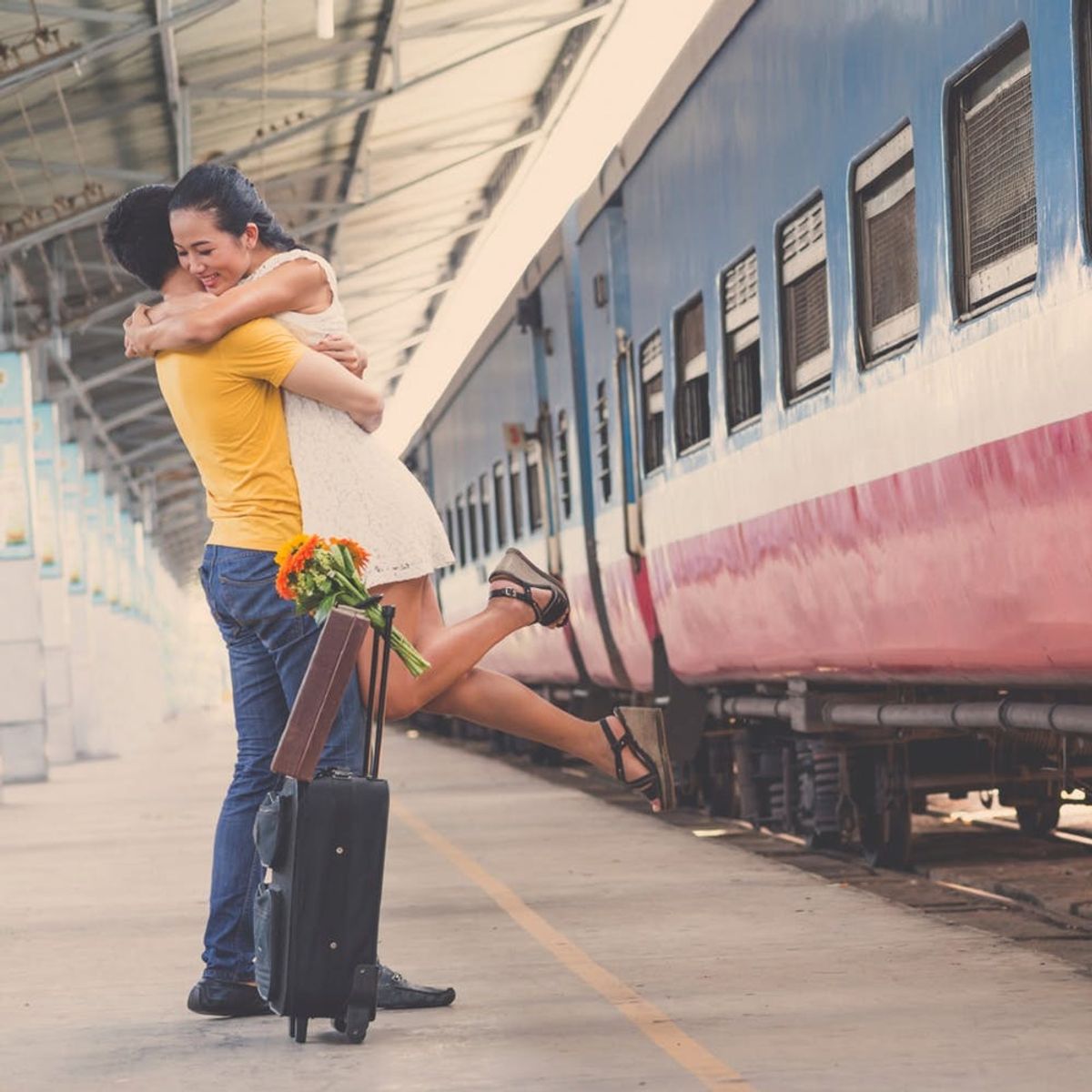 5 Ways You and Your S.O. Can Beat Temporary Long Distance
