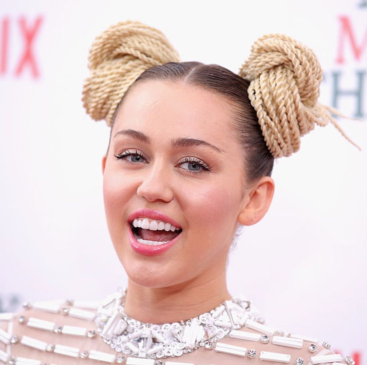 Miley Cyrus Just Owned Jimmy Fallon in a Funny Face Off