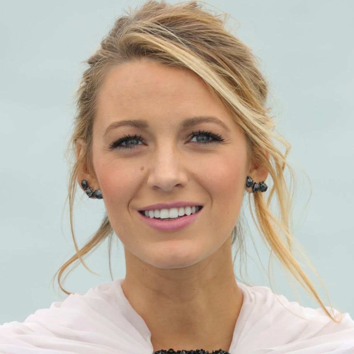 If Blake Lively Is Pregnant, She Is NAILING French-Girl Maternity Style