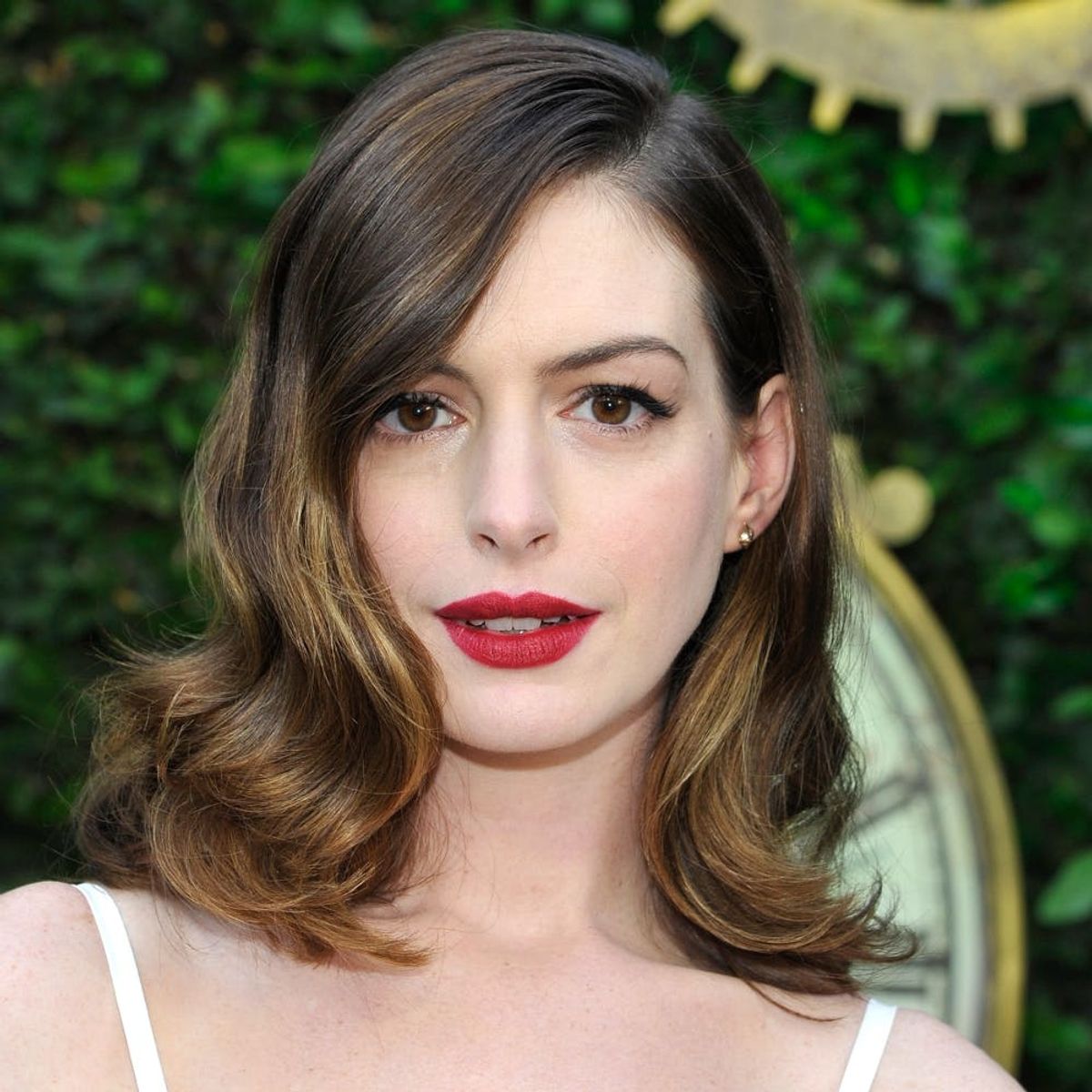 Anne Hathaway’s First Public Event Post-Baby Included a Devil Wears Prada Reunion