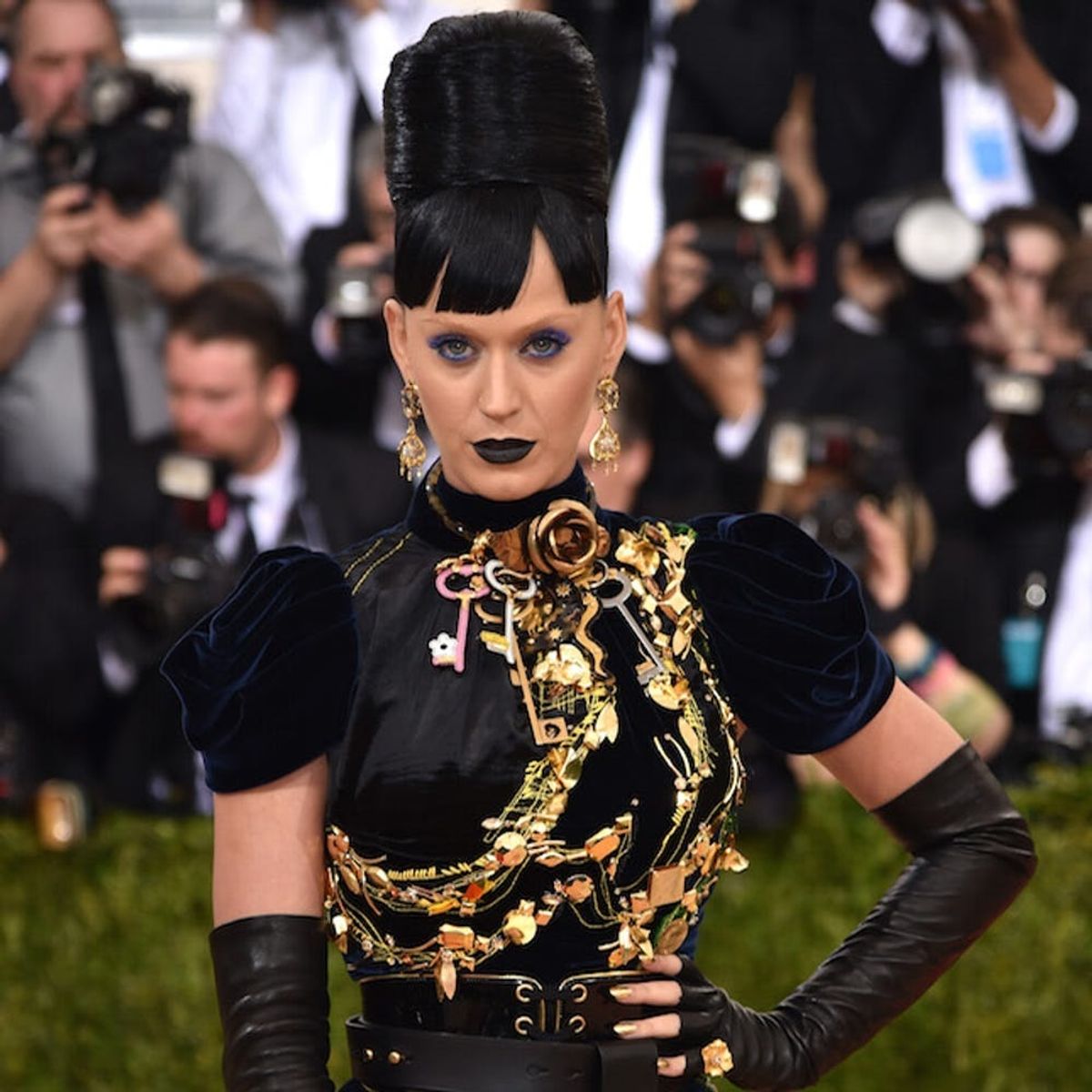 Morning Buzz! Katy Perry Brought Tamagotchis Back at the Met Gala + More