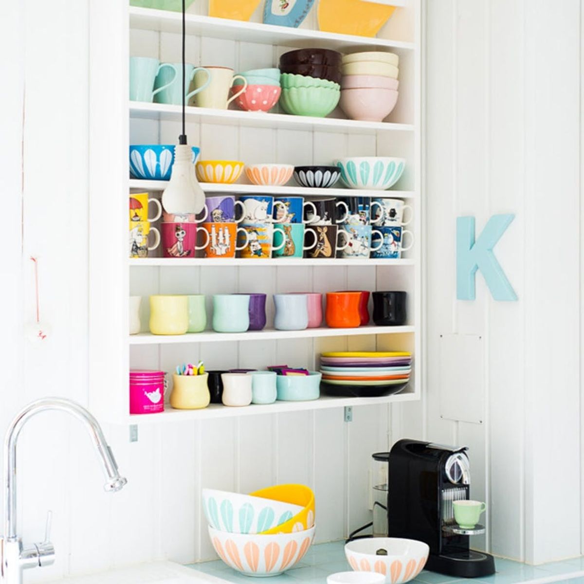 12 Colorful Ways to Make Your Small Space Look Way Bigger