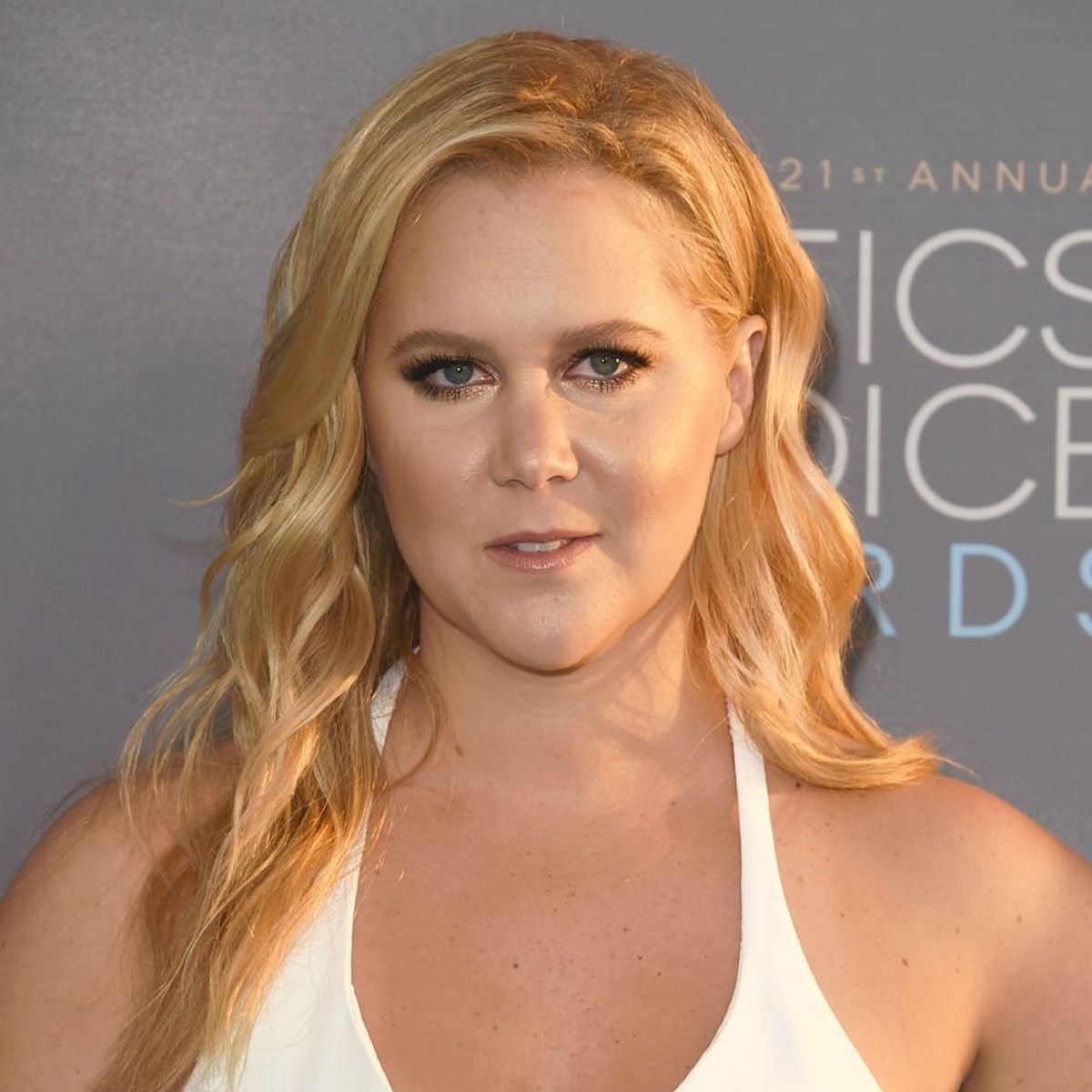 This Is Why Amy Schumer Might Not Take Photos With Fans Anymore