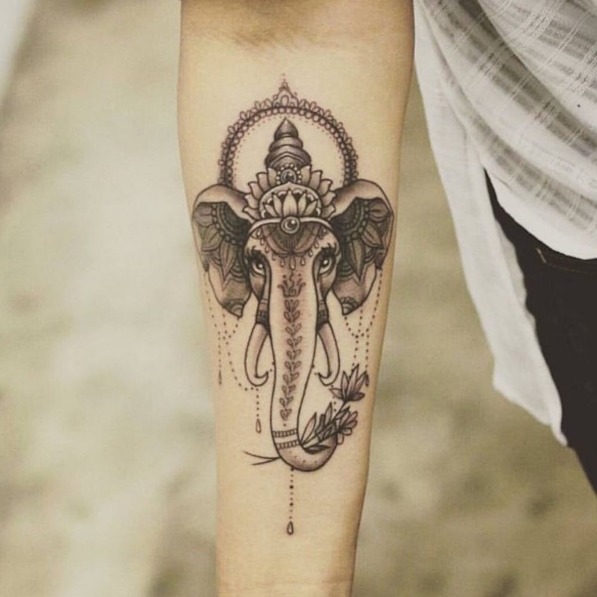 18 Totally Zen Yoga Tattoos to Keep You Centered