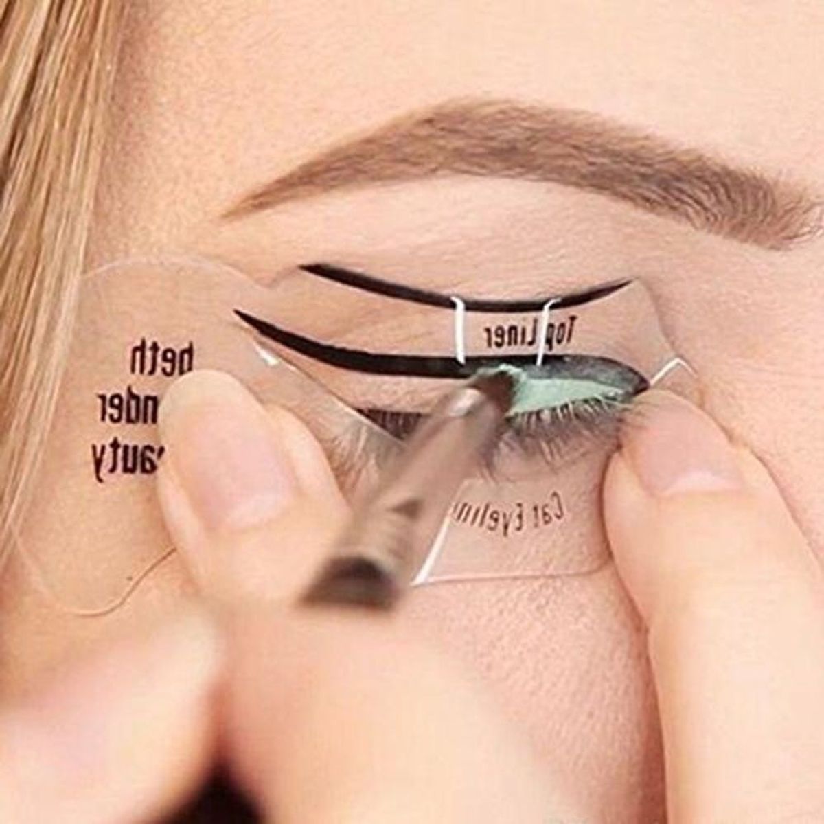This Cat-Eye Template Will Give You Flawless Feline Flicks Every Time