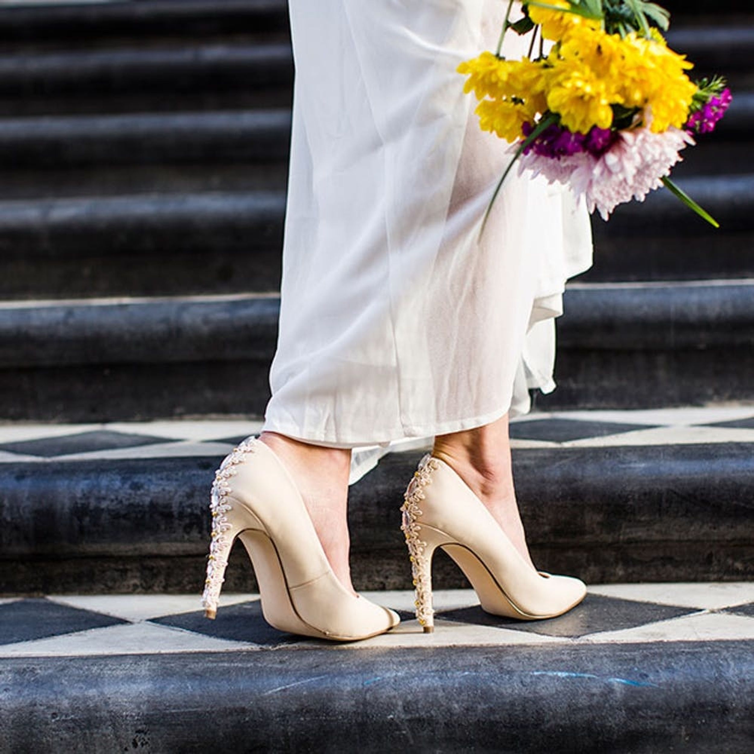 2 Quick + Easy DIY Ways to Customize Your Wedding Day Heels