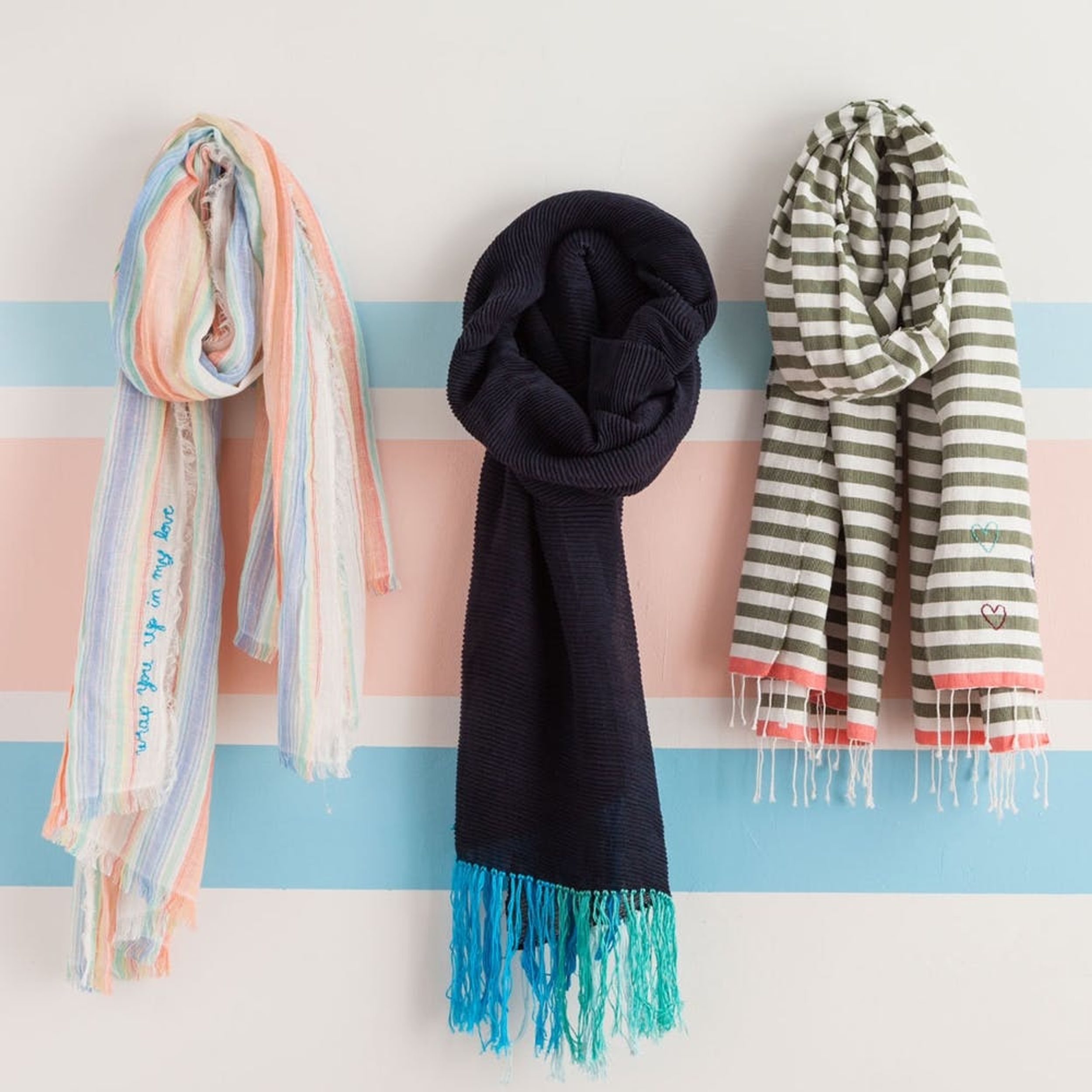 3 Quick Tricks to Fancy Up That Scarf You’re Buying Mom