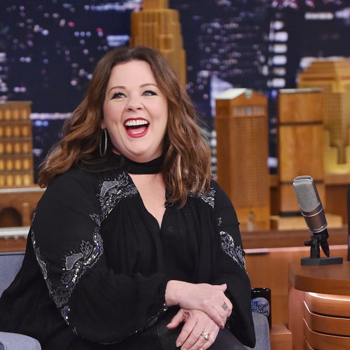 Morning Buzz! You’ll Want to Hear Melissa McCarthy’s Official Gilmore Girls Announcement + More