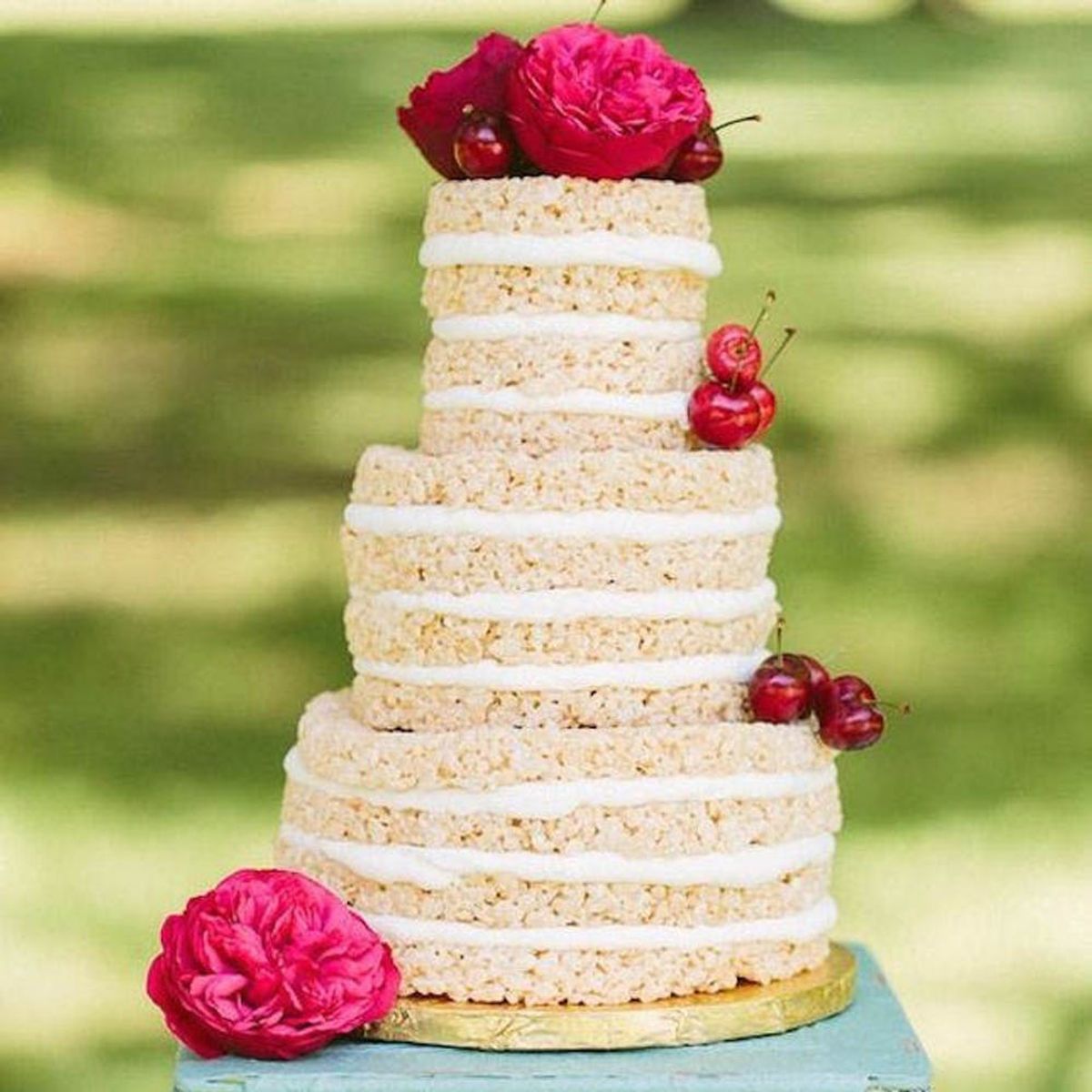 13 Alternative Wedding Cake Ideas