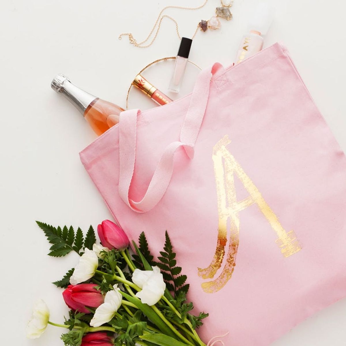 10 Ways to Make Gold Totes for Your Bridesmaids