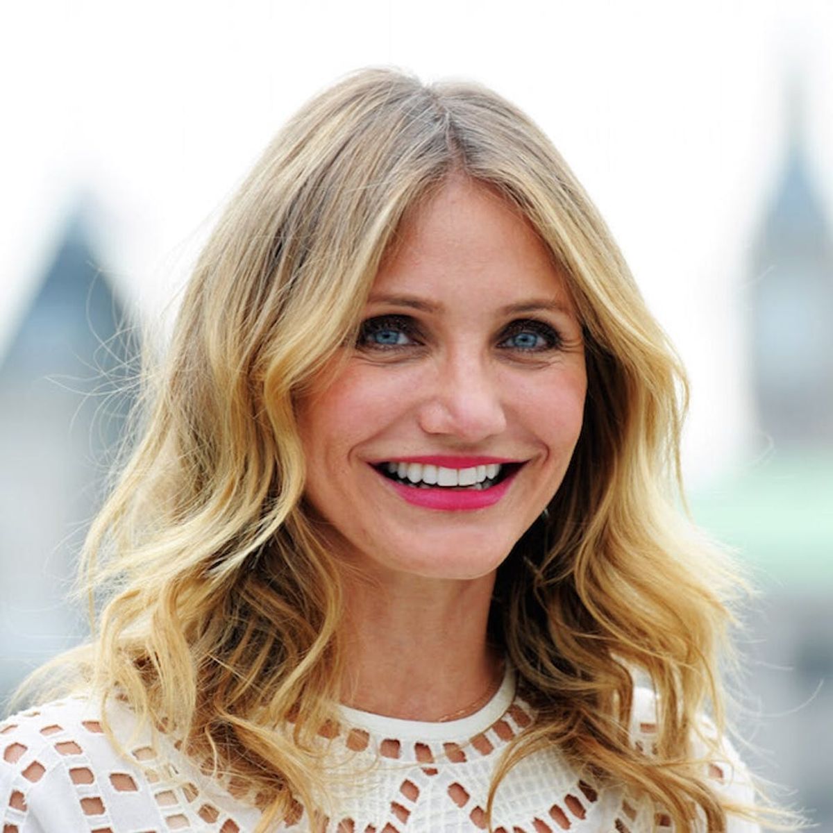 Morning Buzz! Cameron Diaz’s Totally Makeup-Free Selfie Comes With an Important Message + More