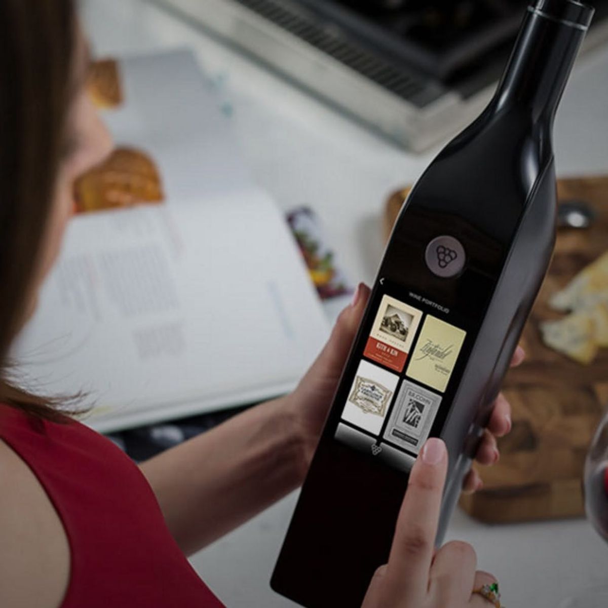 This Smart Wine Bottle Makes Getting Tipsy Totally Techy