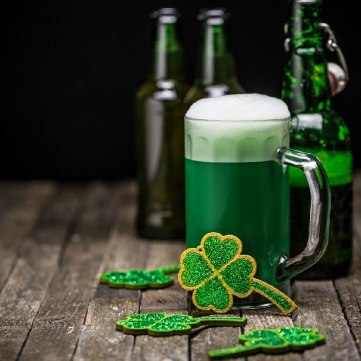 The Best Way to Make Green Beer for St. Patrick’s Day