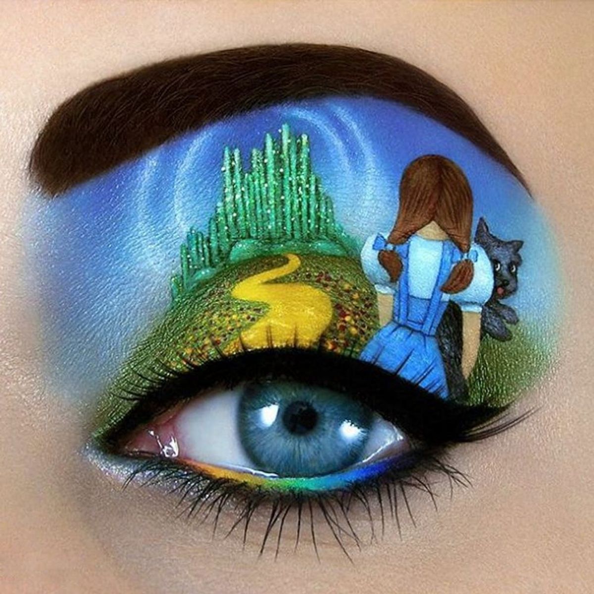 This Makeup Artist’s Insane Eyelid Art Will Blow Your Mind