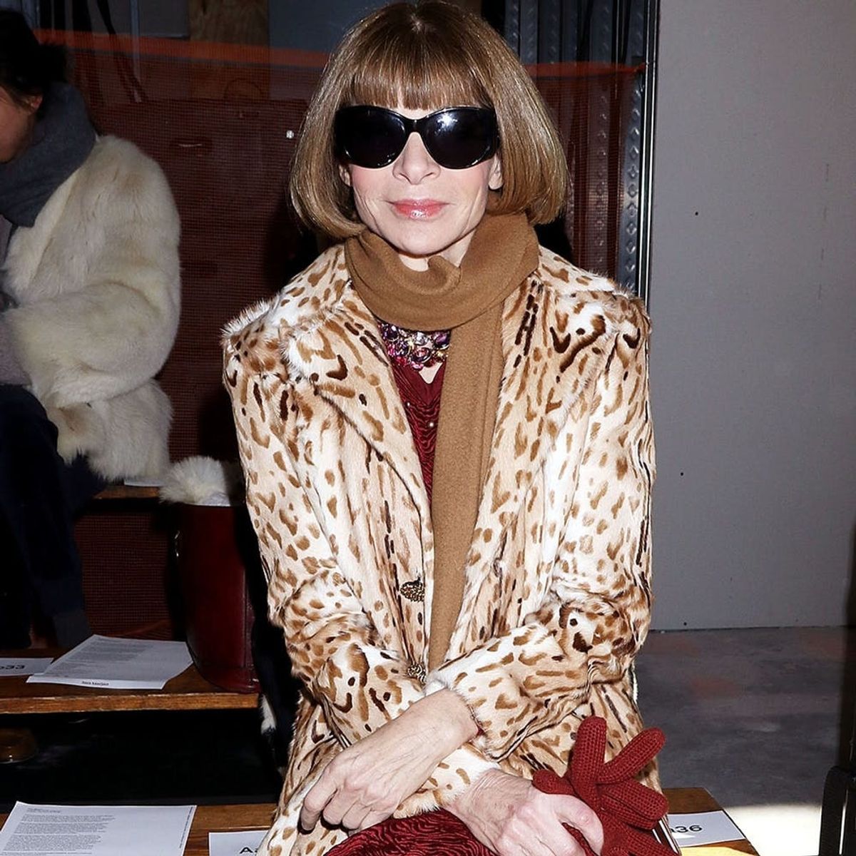 Anna Wintour Surprised Everyone by Wearing THIS Lazy Girl Style to Fashion Week