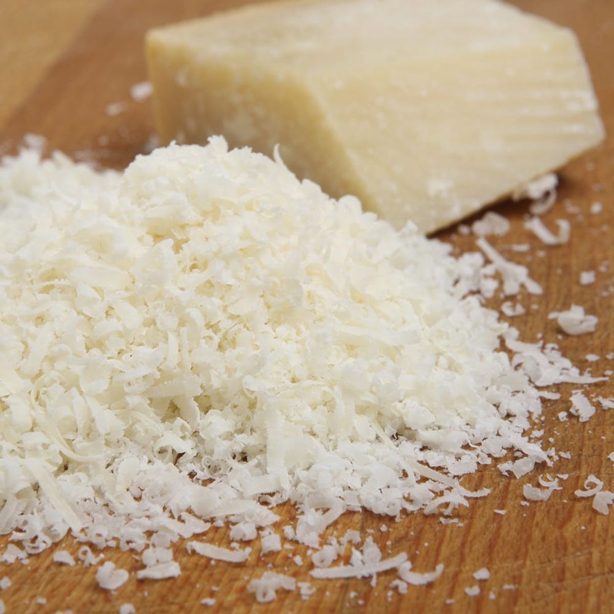 The Parmesan You Sprinkle On Your Pizza Might Actually Be Wood Pulp