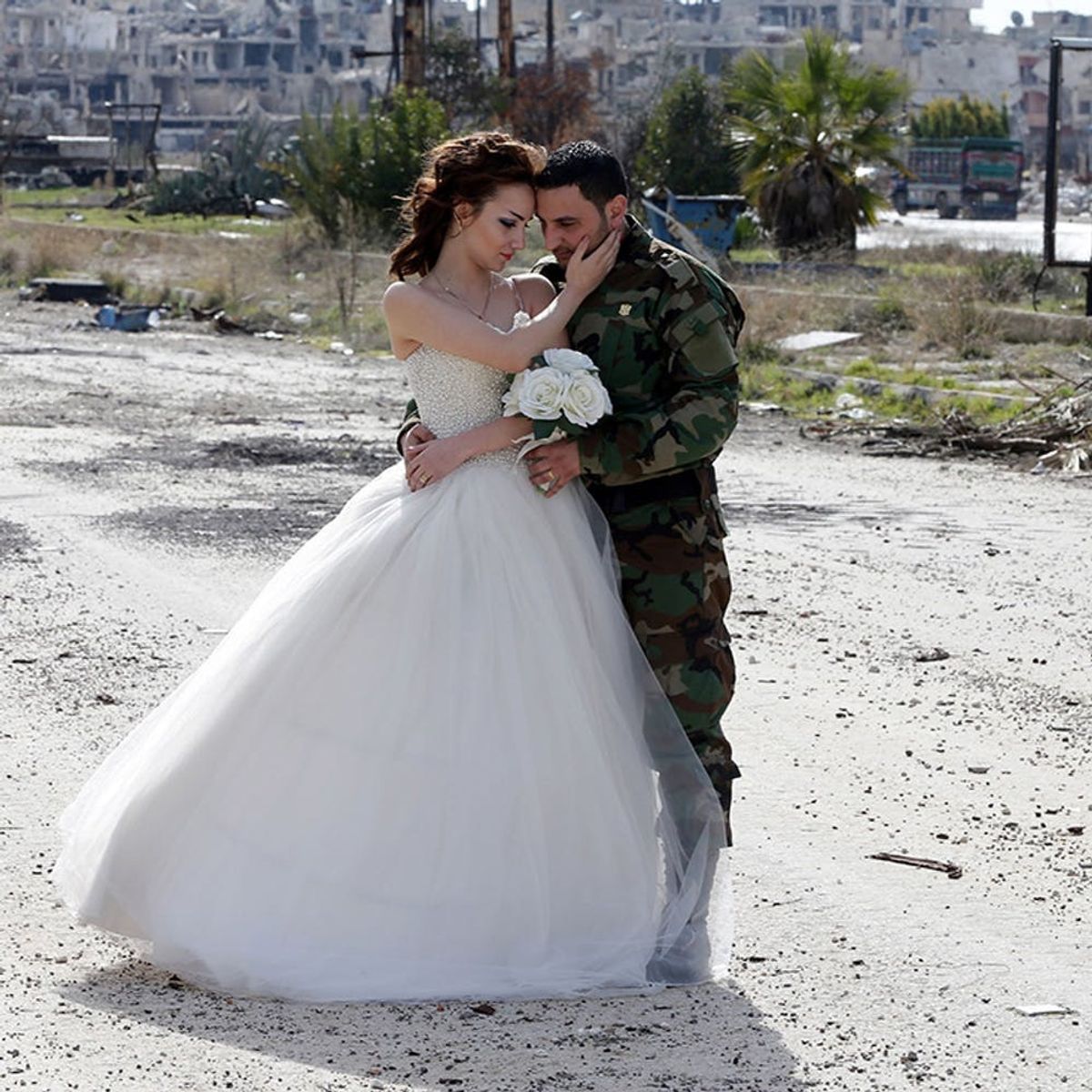 These Syrian Wedding Photos Are Going Viral for a Very Important Reason