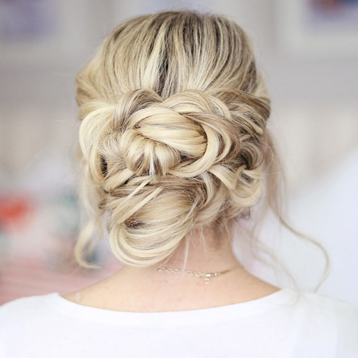 15 Fab Bridal Hairstyles That Take 5 Minutes or Less