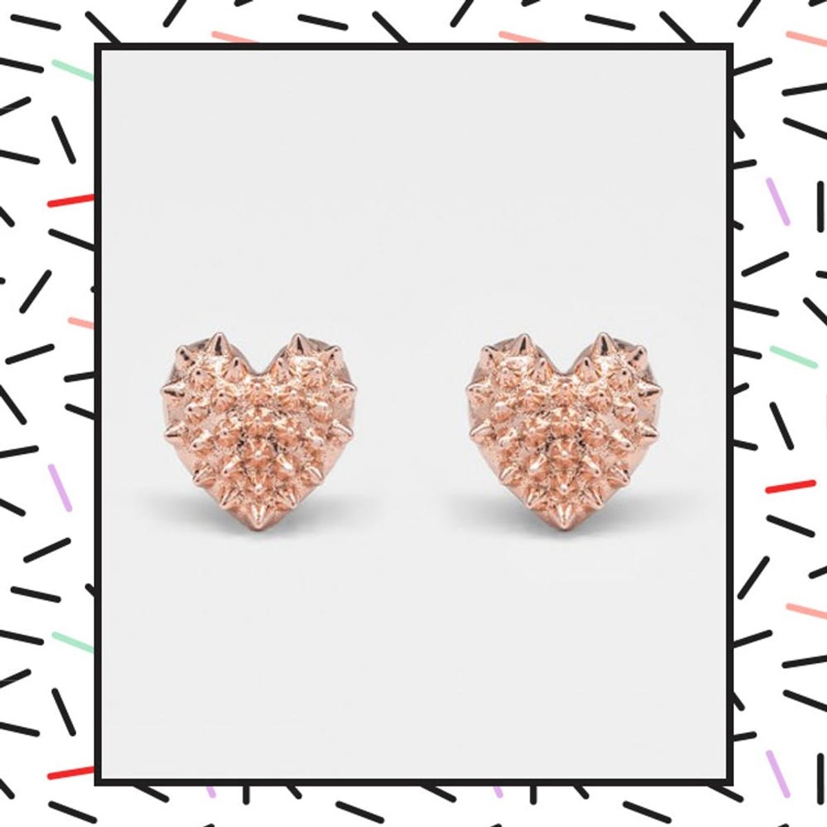34 of the Prettiest Pieces of Jewelry to Wear on Valentine’s Day