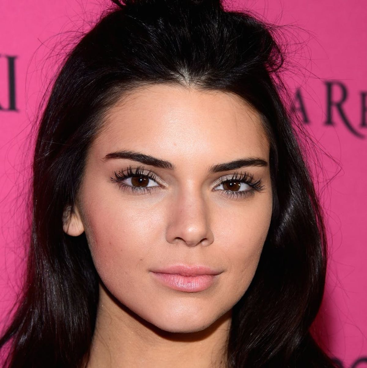 Kendall Jenner Uses a Hammock Instead of a Chair in Her Breakfast Nook
