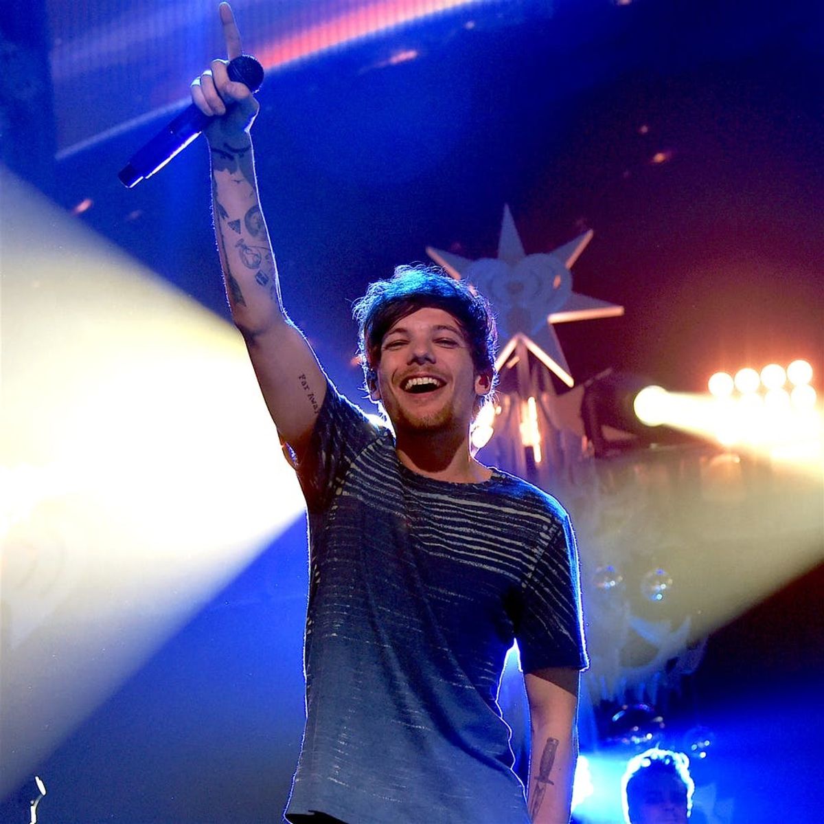 Louis Tomlinson Is Now the Dad of a Bouncing Baby Boy