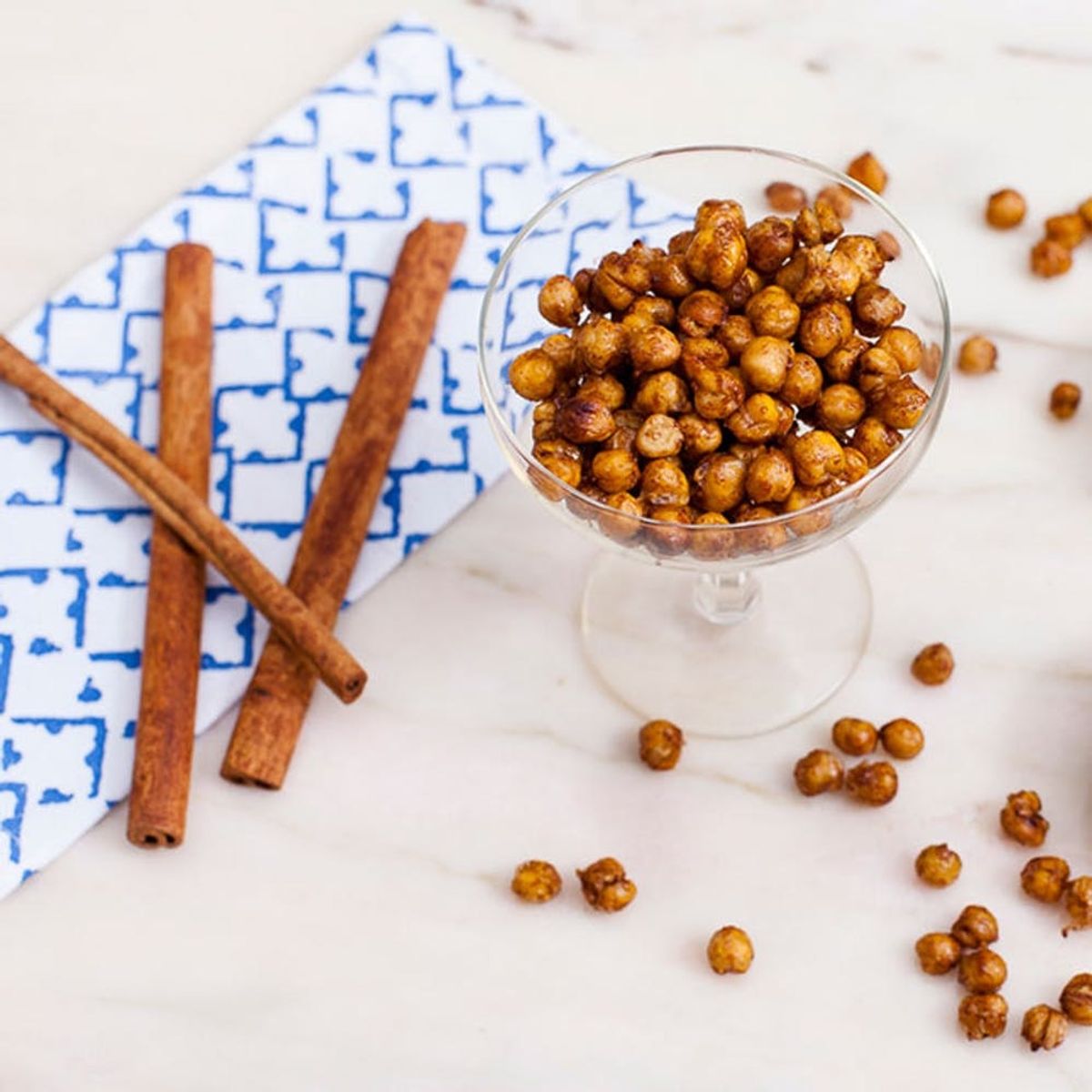 Start Your New Year Snacking With This Protein-Packed Roasted Chickpea Recipe