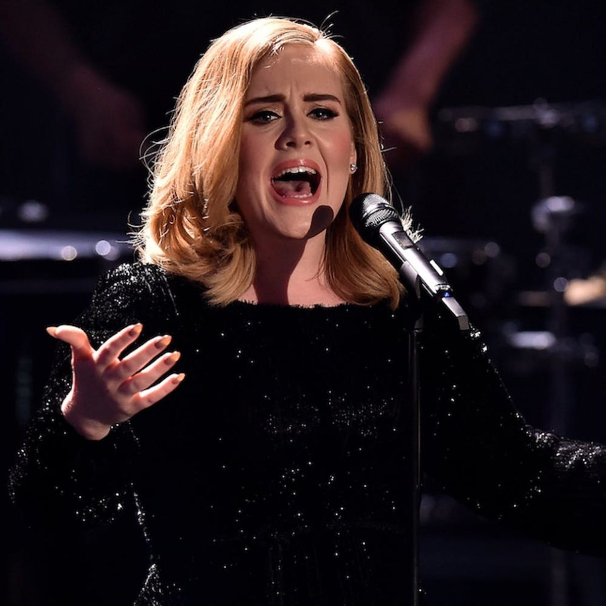 Adele Debuted a Gorg New Haircut Along With This Major News