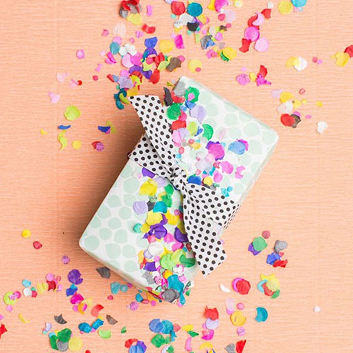 17 Ways to DIY Your Gift Wrapping Toppers