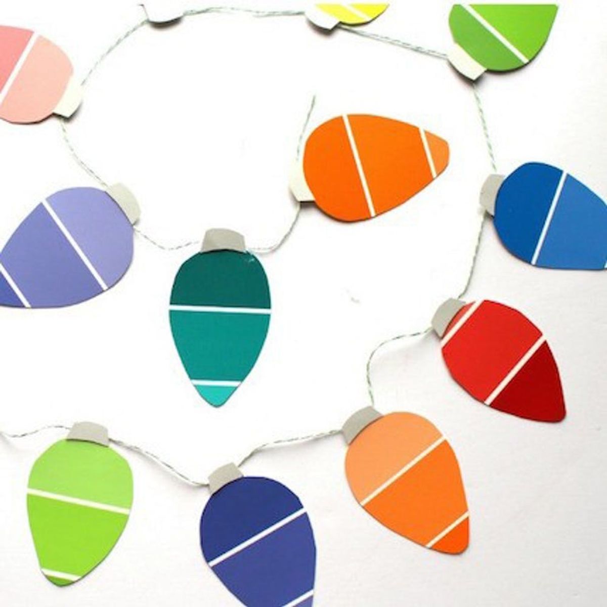 22 Festive Holiday Crafts to Make With Your Kids