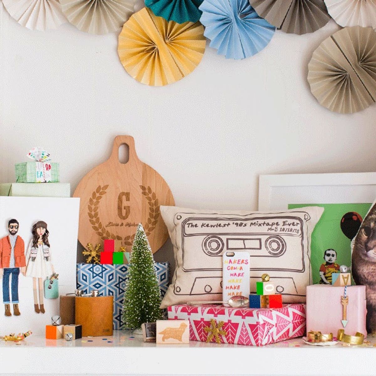 12 Items That Would Look SO Good on a Holiday Mantel