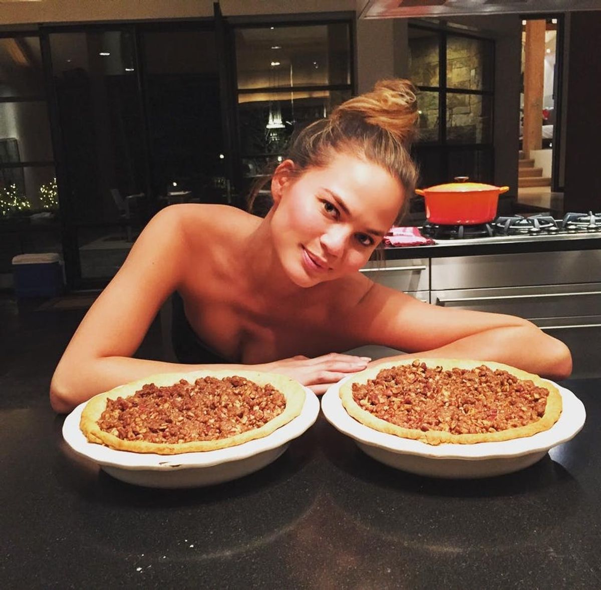 17 Celebrities Whose Thanksgiving Table You’ll Wish You Were At
