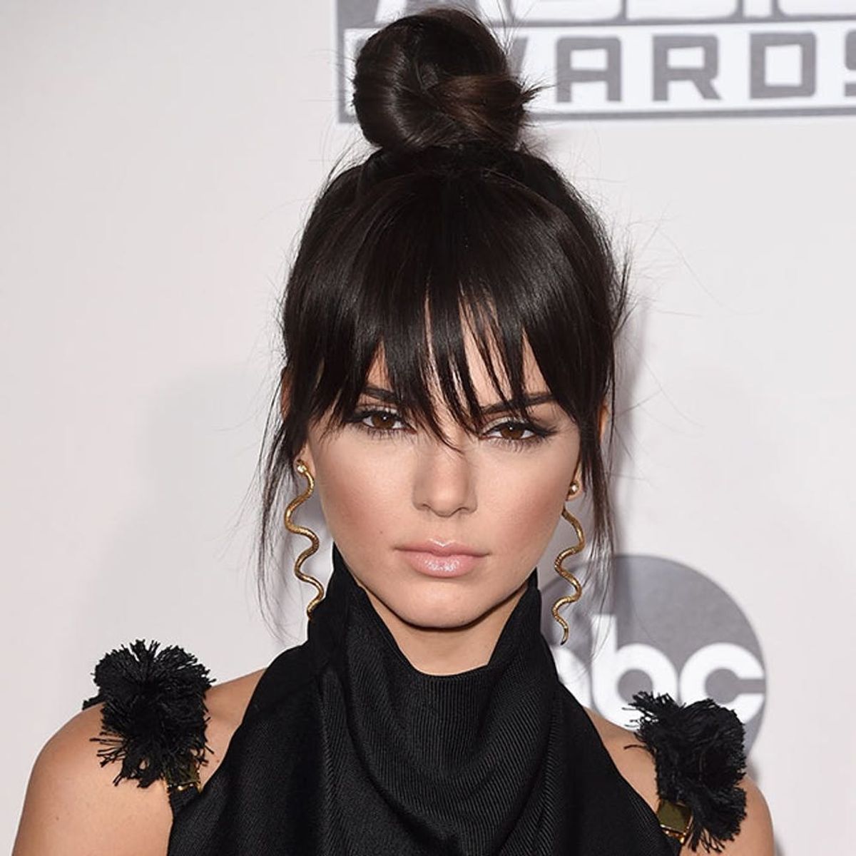 This Lazy Girl Hairstyle Had a Surprisingly Major Moment on Last Night’s Red Carpet
