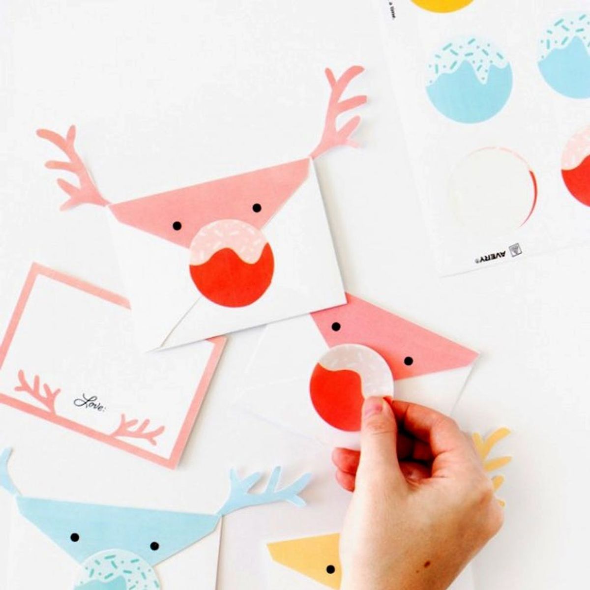 Warm Up Your Printer for These 20 Holiday Printables