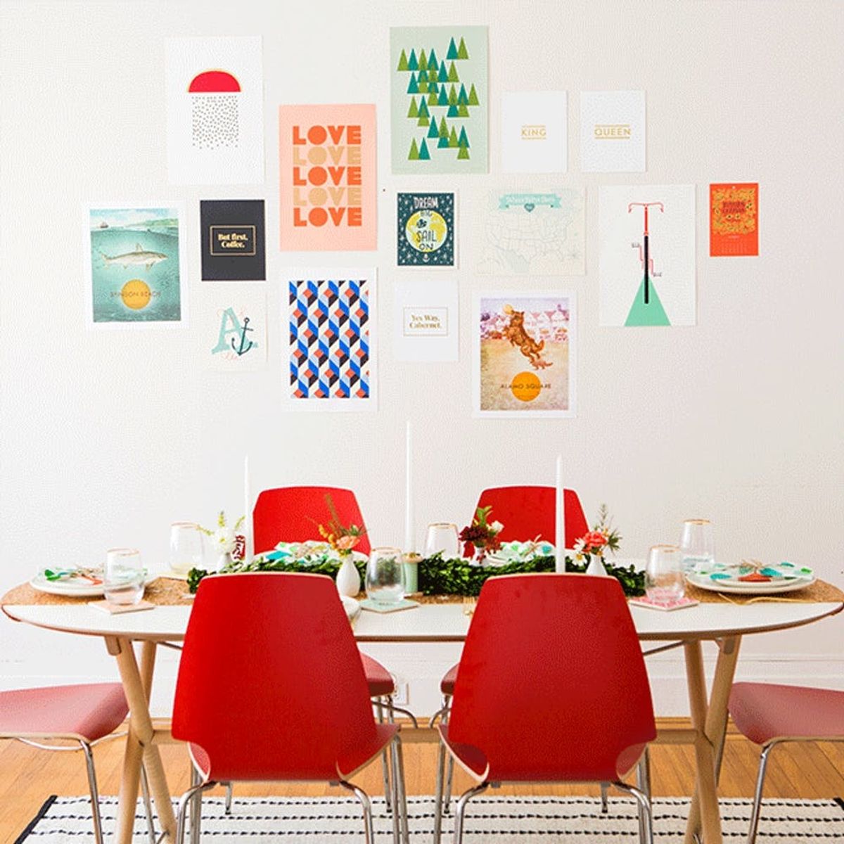 How to Refresh Your Gallery Wall in Time for Friendsgiving