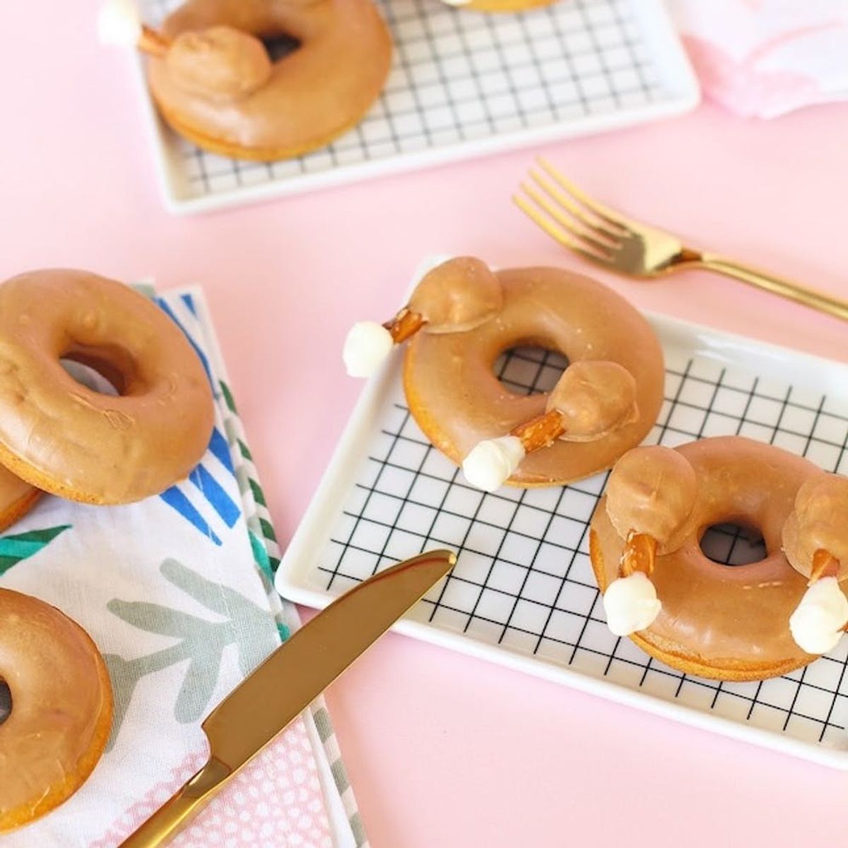 What to Make This Weekend: Turkey Donuts, DIY Wreaths + More