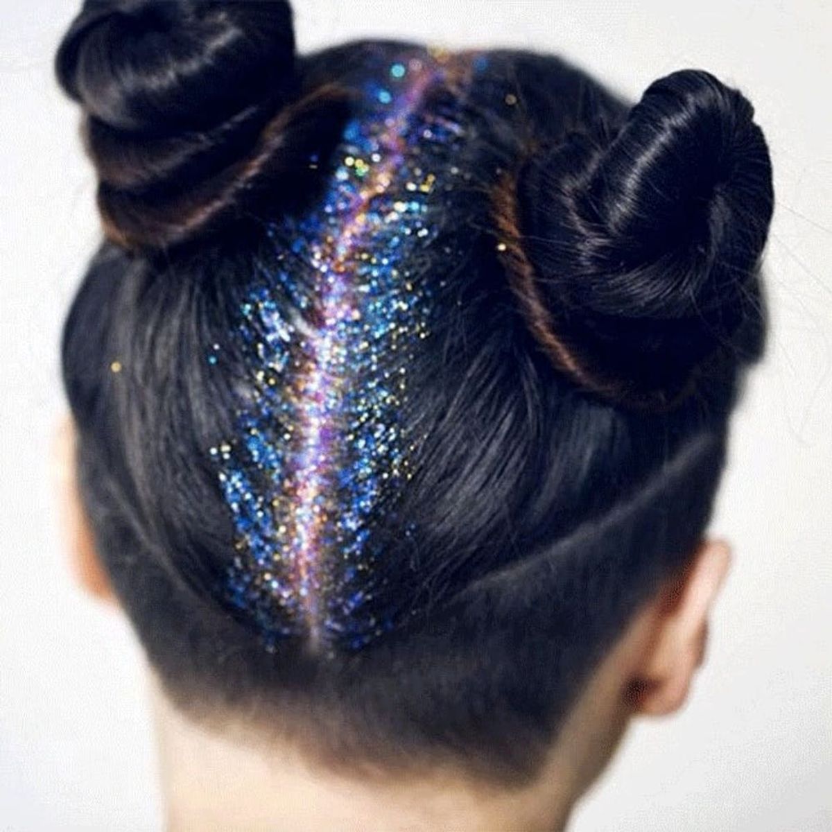 Glitter Roots Should Be Your Holiday Party Hair Hack