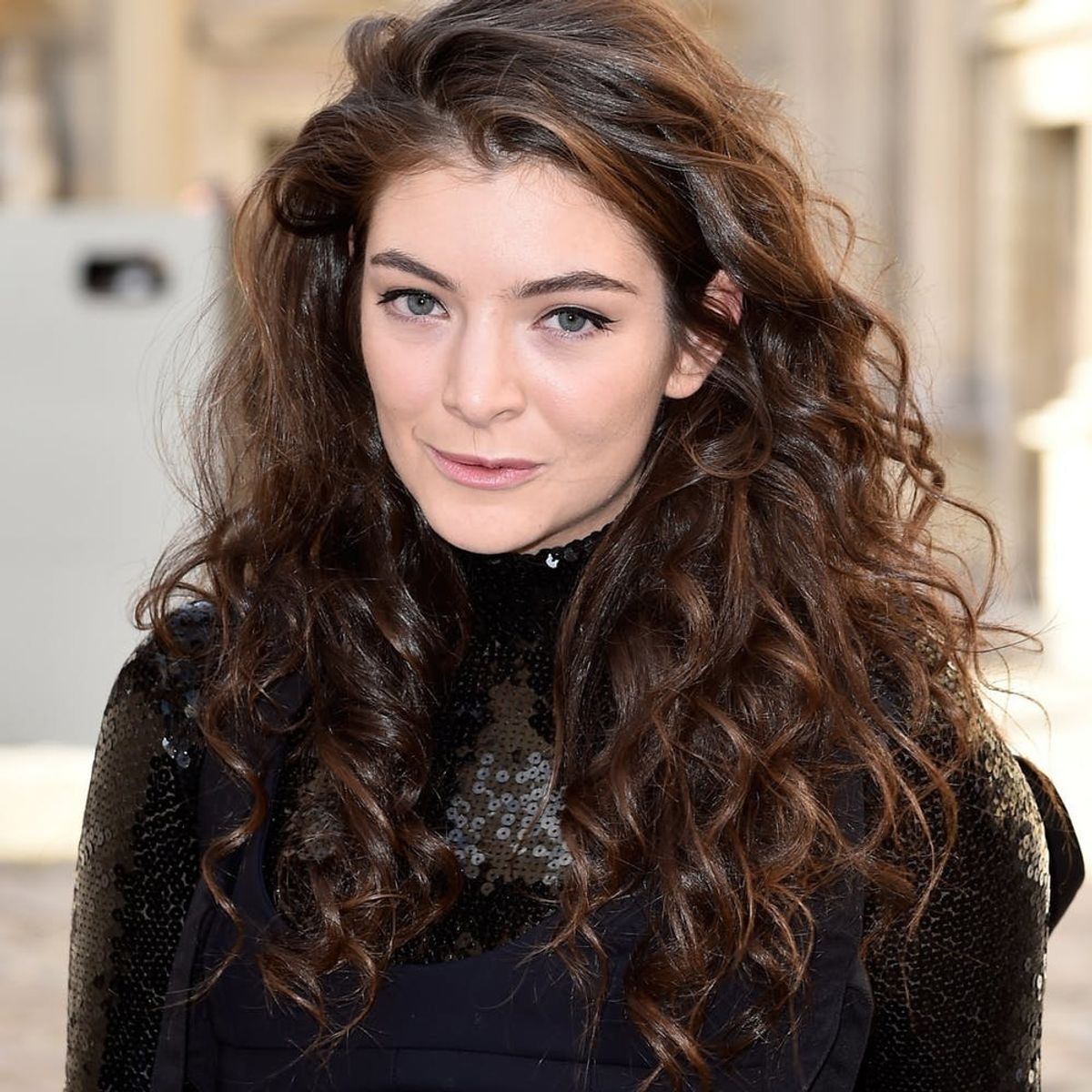 Lorde’s New Hairstyle Is a Major Style Transformation