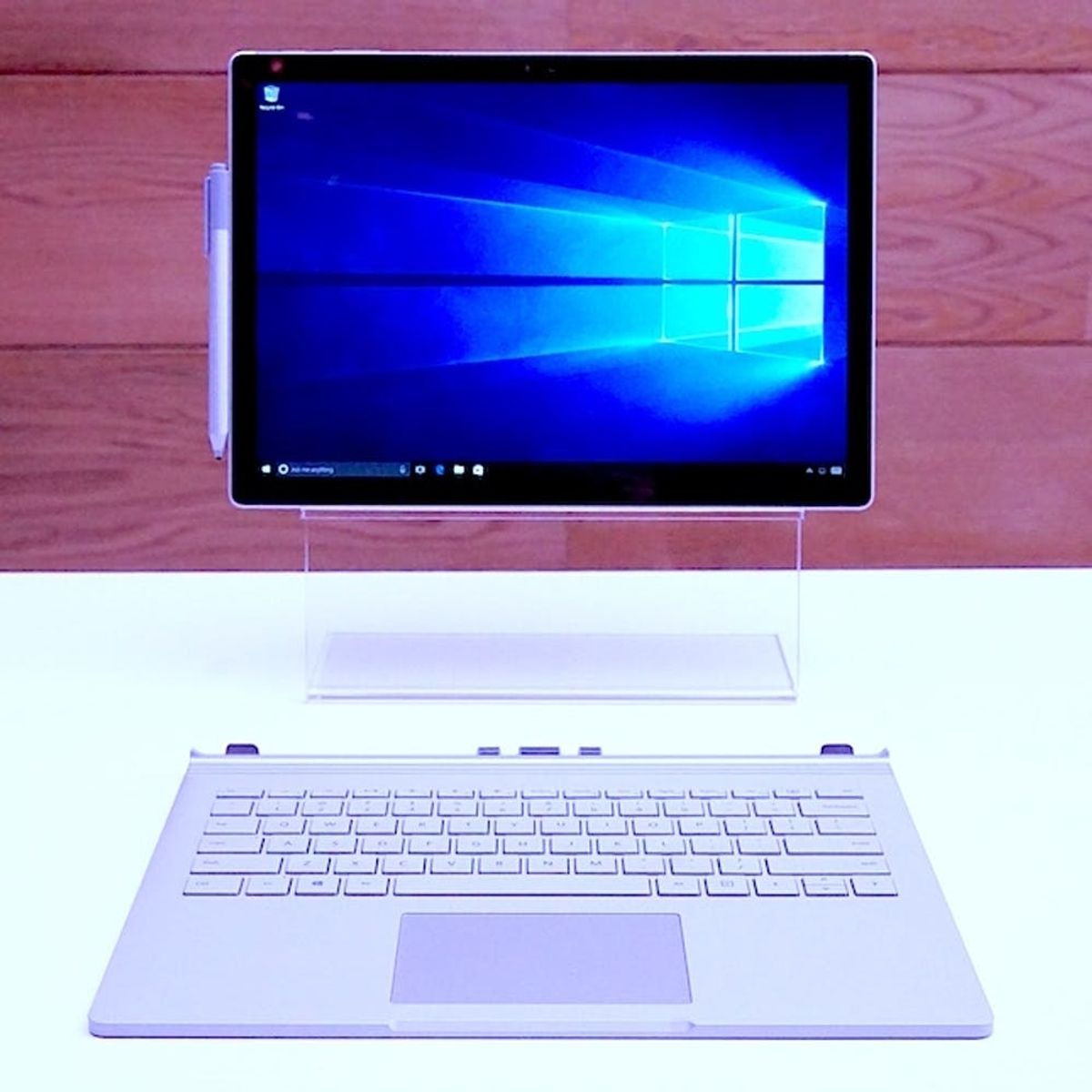 Here Are All the Coolest Windows Gadgets Microsoft Just Introduced