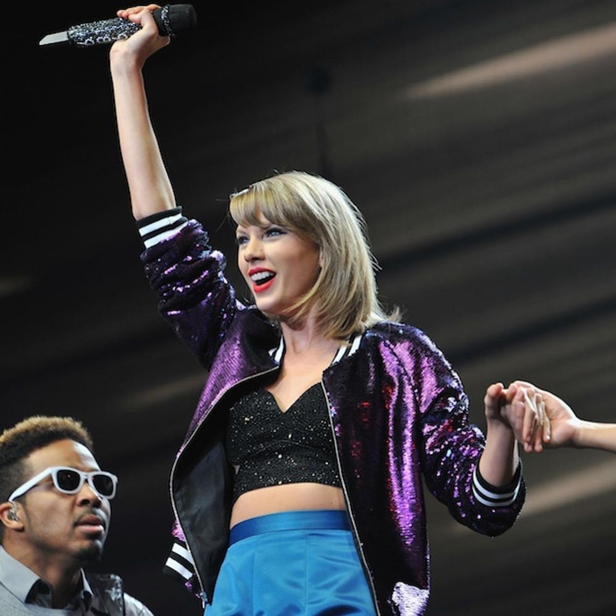 This Is the Surprising Crowdsourcing Campaign Taylor Swift Donated To