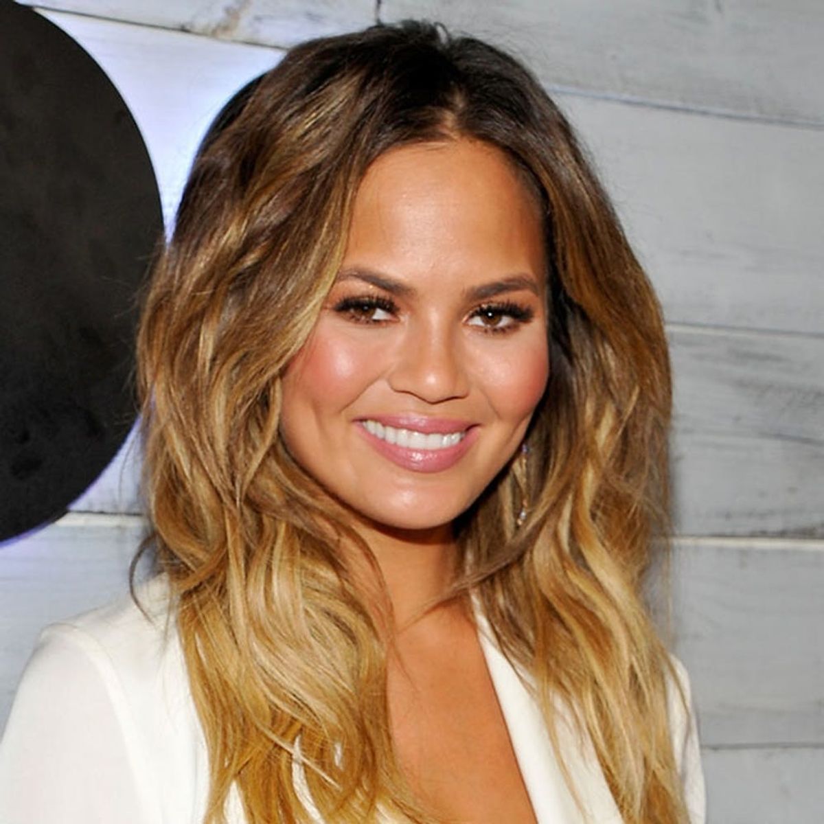 Chrissy Teigen Just Gave Us Our First Recipe for Thanksgiving