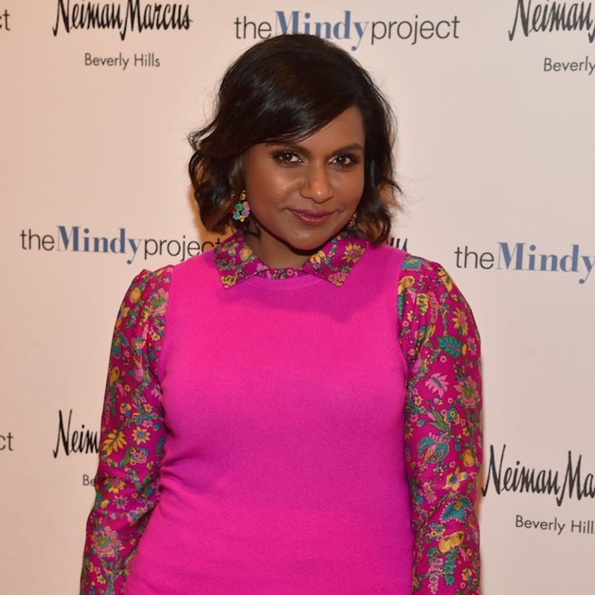Lena Dunham Gave Mindy Kaling the Best Free Birthday Gift EVER