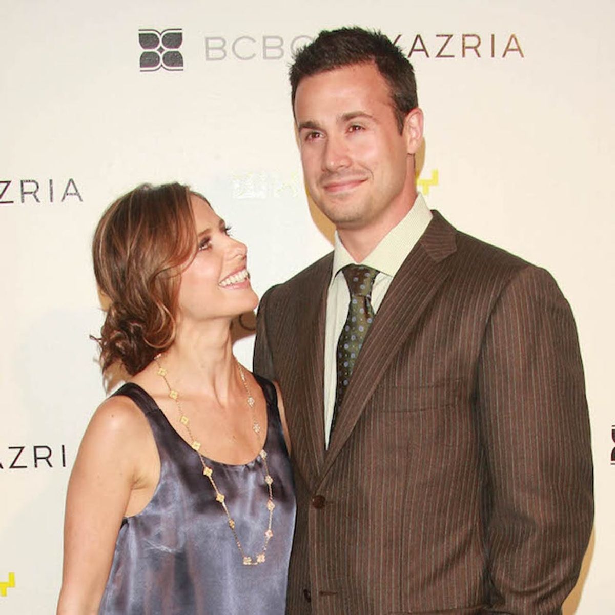 Freddie Prinze, Jr. and Sarah Michelle Gellar’s Just-Posted Wedding Pic Will Give You Life