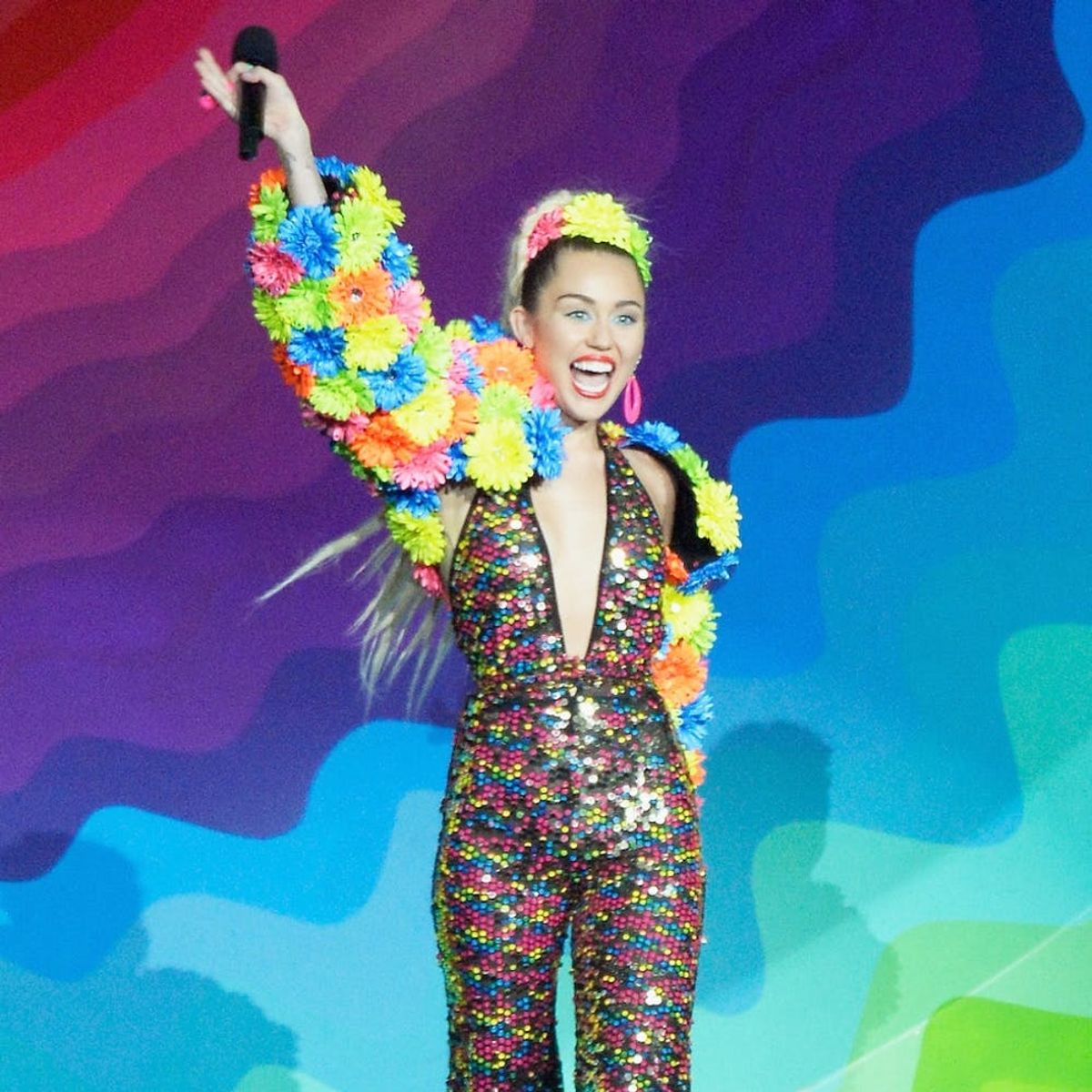 7 Ways to Turn Miley Cyrus’ Craziest VMAs Looks into Your Halloween Costume