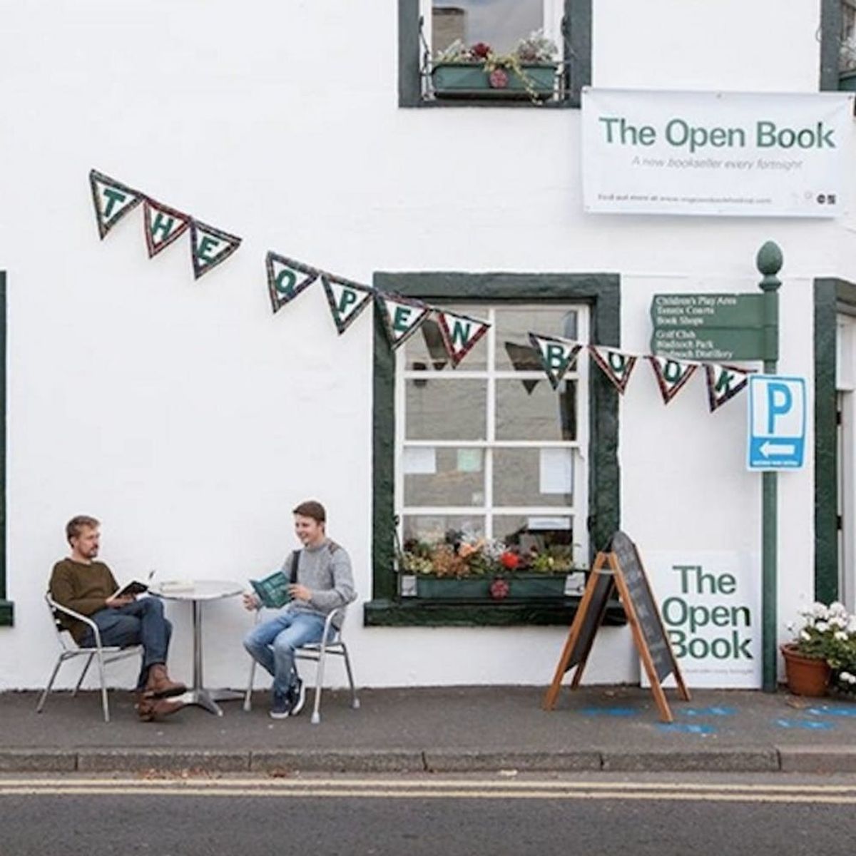 This Airbnb in Scotland Defines #VacationGoals for Book Lovers