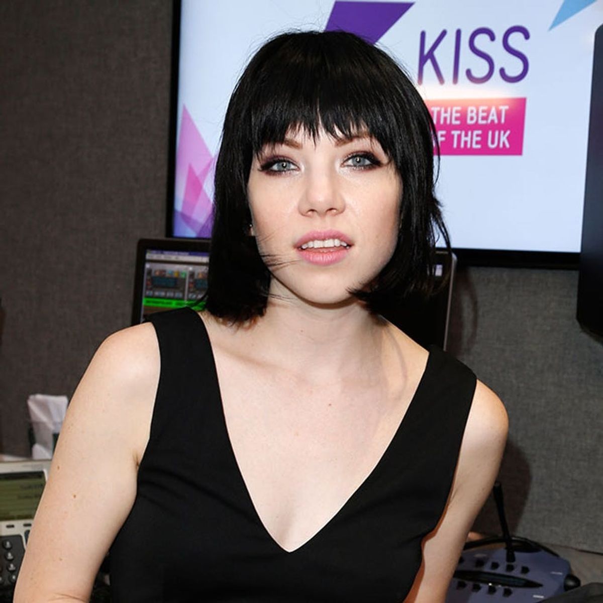Why Carly Rae Jepsen’s Hair Is the Only Cut You Need This Fall